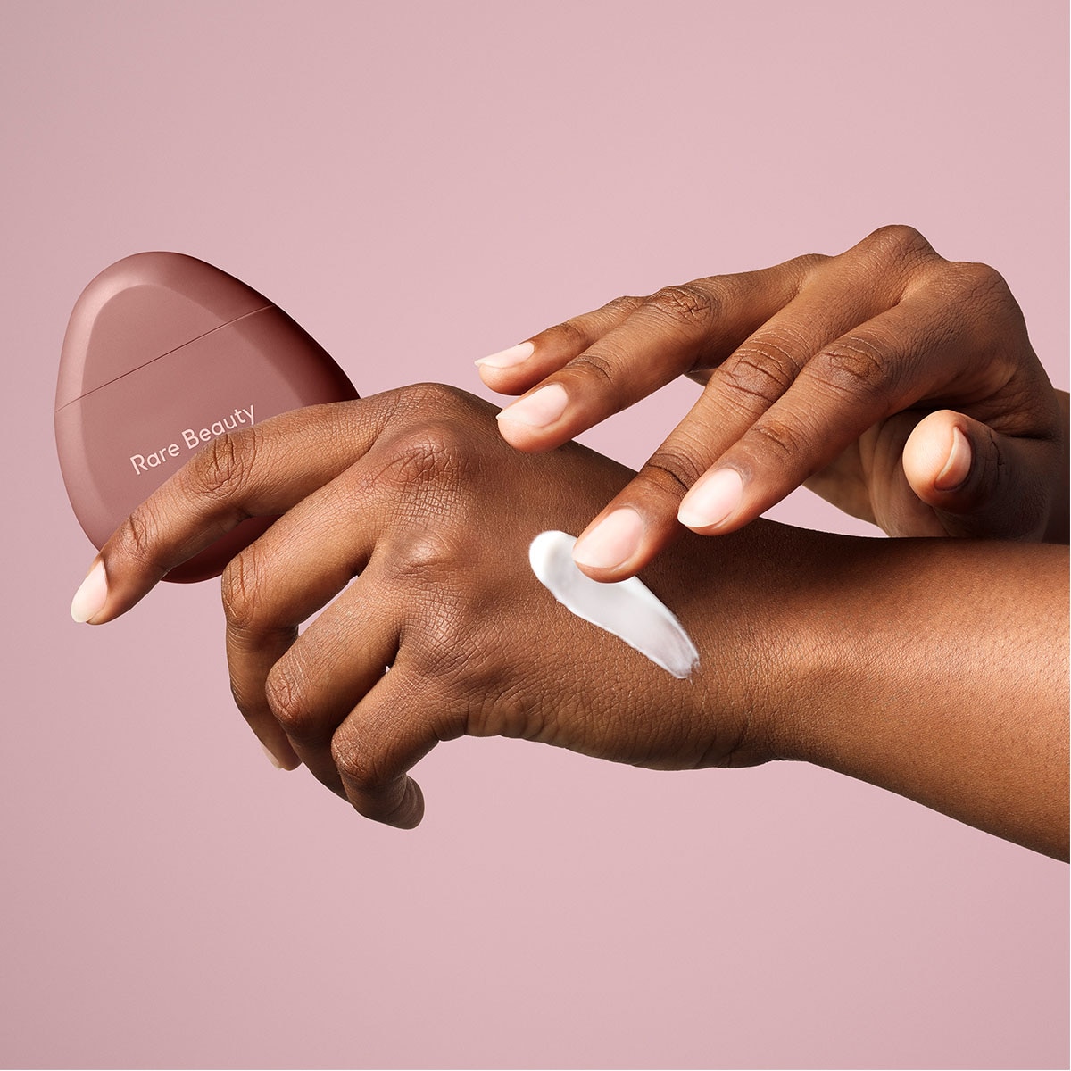 FIND COMFORT HYDRATING HAND CREAM (CREMA PARA MANOS DE RÁPIDA ABSORCIÓN)